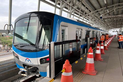 Metro số 1 được kích hoạt chờ thử nghiệm ở ga Bình Thái
