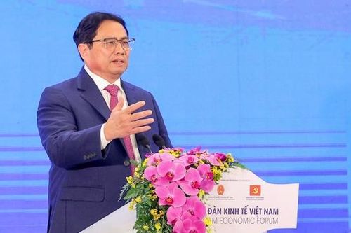 Thủ tướng: Giải quyết dứt điểm, khơi thông các nguồn lực cho nền kinh tế