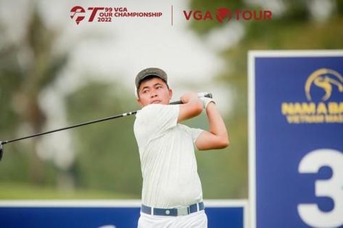Các golfer chuẩn bị kỹ lưỡng cho VGA Tour Championship
