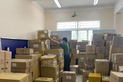 Triệt phá đường dây sản xuất thuốc tân dược giả quy mô lớn ở TPHCM