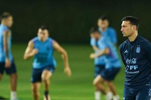HLV Argentina sử dụng sơ đồ 5 hậu vệ để ngăn chặn Mbappe