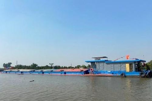 Phát hiện phương tiện vận chuyển 1600 tấn than xít vi phạm