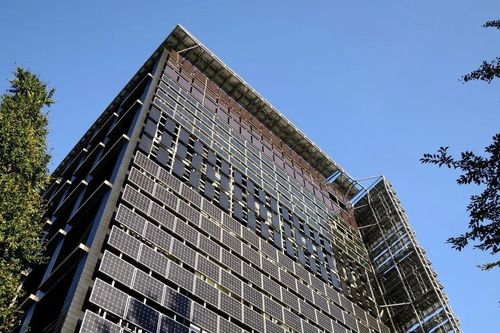 Tokyo yêu cầu những ngôi nhà xây dựng mới phải lắp pin điện mặt trời từ năm 2025