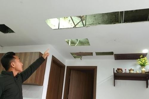 Chung cư vừa đưa vào sử dụng đã nứt trần, thấm dột