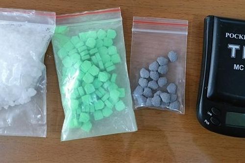 Quán cà phê bán kèm ma túy cho con nghiện