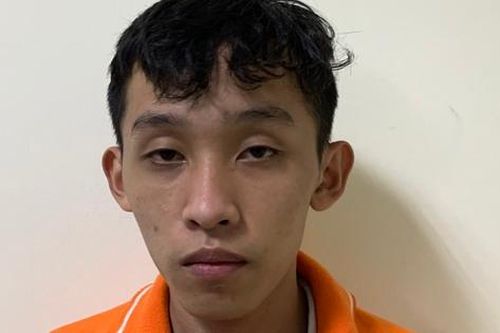 Bắt giữ nam thanh niên trốn trong nhà vệ sinh nữ để trộm cắp tài sản nhà hàng
