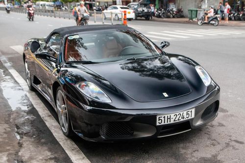 Ferrari F430 Spider hàng hiếm được làm mới ngoại thất tại TP.HCM
