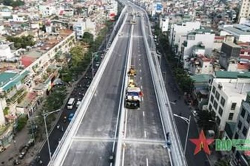 Tập trung nguồn lực phát triển hạ tầng giao thông Hà Nội