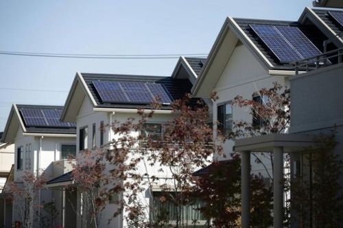 Nhật Bản: Từ 2025, nhà xây mới tại Tokyo phải lắp tấm pin năng lượng mặt trời