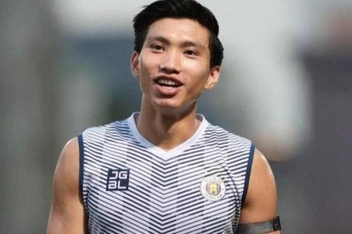 Đoàn Văn Hậu ra quyết định khó tin trước thềm AFF Cup 2022; Yokohama chèo kéo Công Phượng rời Hoàng Anh Gia Lai?
