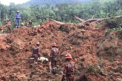 Malaysia tiếp tục tìm kiếm người mất tích trong vụ sạt lở