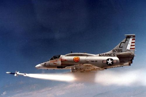 Bí quyết nào giúp Bộ đội tên lửa Việt Nam vô hiệu hóa 'sát thủ diệt radar' AGM-45 Shrike?