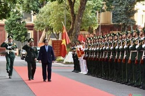 Thủ tướng Phạm Minh Chính thăm, làm việc tại Bộ tư lệnh Bộ đội Biên phòng