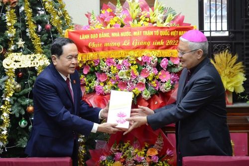 Phó Chủ tịch Thường trực Quốc hội Trần Thanh Mẫn thăm, chúc mừng Giáng sinh tại TP Đà Nẵng