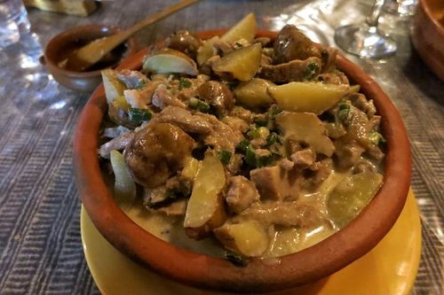 Top món ăn độc lạ ở đất nước Argentina