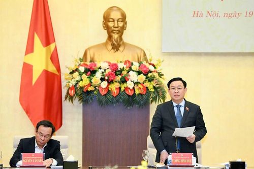 Tiếp tục thí điểm chính sách đặc thù để duy trì đà tăng trưởng, phát triển của TP Hồ Chí Minh