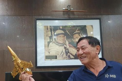 50 năm 'Hà Nội - Điện Biên Phủ trên không': Đối mặt với pháo đài bay