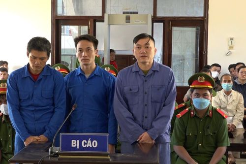 Thiếu tiền tiêu xài, rủ nhau đi trộm cắp