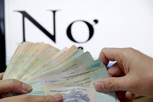 Hắt mắm tôm, vây nhà, khủng bố tinh thần 'con nợ' cả đêm ở Hà Nội