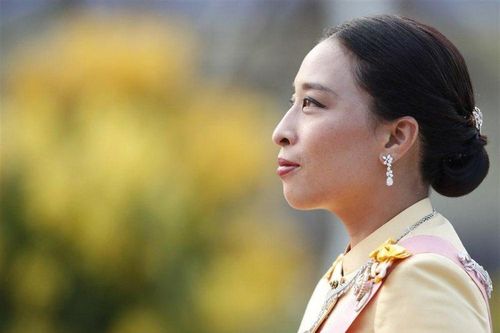 Hoàng gia Thái Lan nói về sức khỏe của Công chúa Bajrakitiyabha