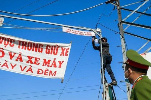 Hà Nội: Xử lý vi phạm trật tự đô thị sau phản ánh của Người Đưa Tin