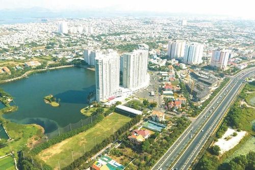 Thị trường bất động sản: Khó khăn 70% xuất phát từ pháp lý
