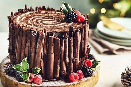 Tại sao trên thế giới món bánh trông như khúc gỗ lại trở thành 'huyền thoại' trong đêm Giáng Sinh?
