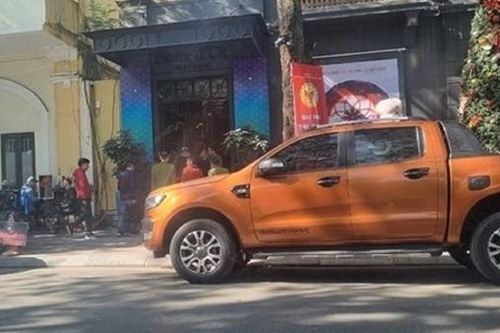 Bắt khẩn cấp 4 đối tượng trong vụ người vợ tử vong sau khi đi bar