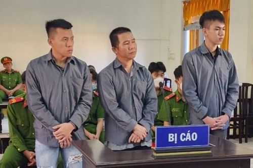 Kiên Giang: Qua 51 lần giao dịch ma túy, 3 bị cáo lãnh án hơn 23 năm tù giam