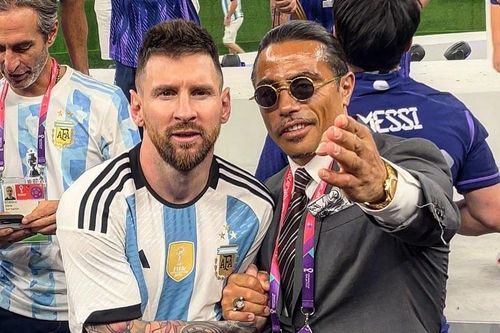 Chủ tịch FIFA và nhiều sao đến nhà hàng 'thánh rắc muối' dịp World Cup