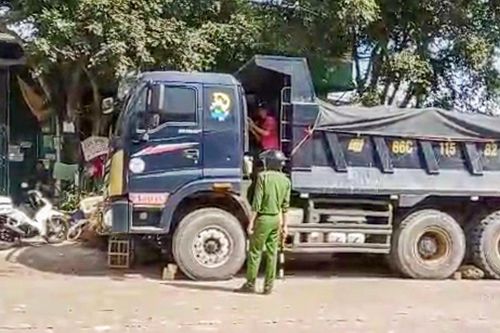 Nam thanh niên phê ma túy, trộm xe ben bỏ chạy