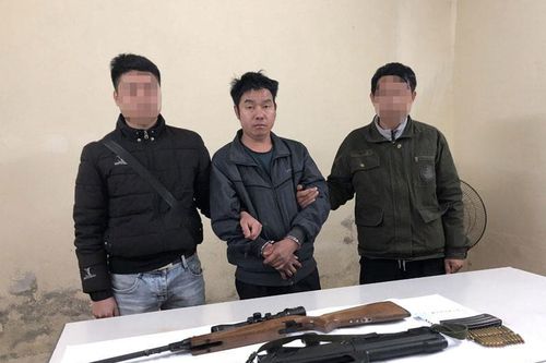 Khen thưởng Ban chuyên án bắt giữ anh trai trùm ma túy 'Tàng Kaengnam'