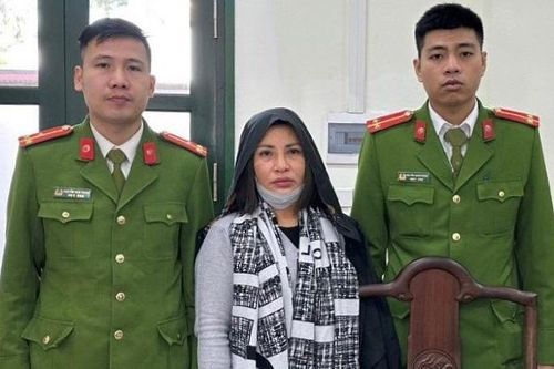Chiếm đoạt hàng trăm triệu đồng rồi trốn 15 năm