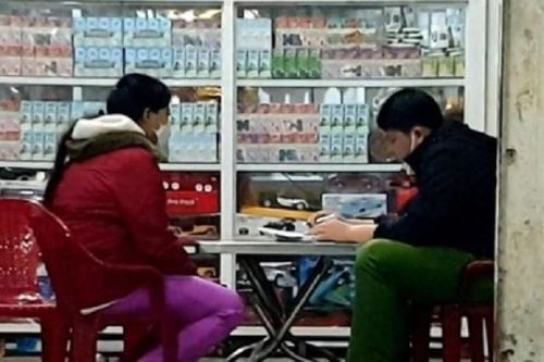Nghi án người phụ nữ bị sát hại trong ki-ốt ven đường ở Bình Dương