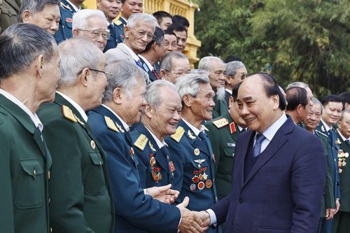 Chủ tịch nước Nguyễn Xuân Phúc gặp mặt cựu chiến binh Sư đoàn 361