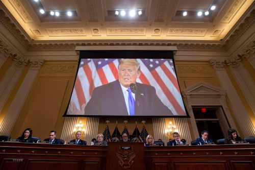 Bản tin 60s: Cựu Tổng thống Trump bị Quốc hội đề nghị truy tố hình sự