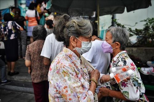 Khoảng 8,1 triệu người Thái Lan là người nghèo