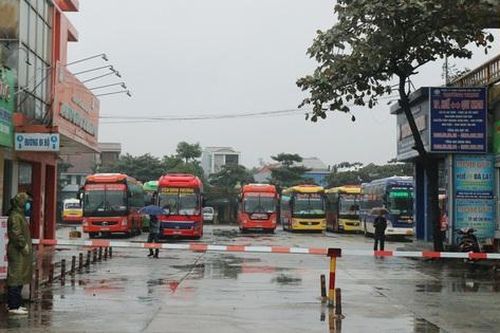 Thừa Thiên Huế: Xử lý dứt điểm 'xe dù, bến cóc', xe chạy trái tuyến