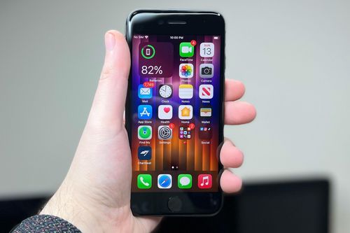 Tin buồn cho người chờ iPhone giá rẻ