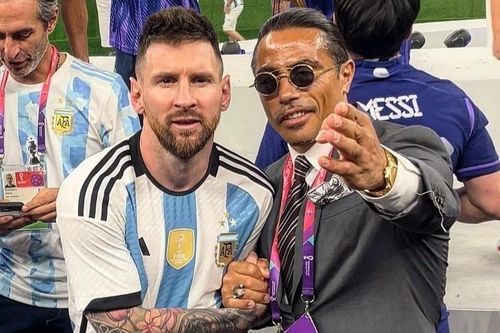 Salt Bae - đầu bếp nhiều tai tiếng