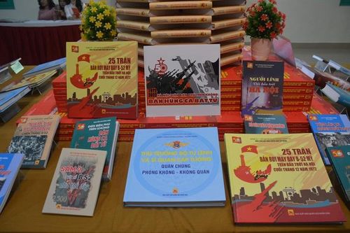 Bức tranh toàn cảnh về Chiến thắng 'Hà Nội - Điện Biên Phủ trên không'