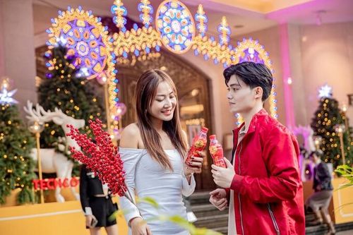 Người trẻ lên đồ đón giáng sinh rực rỡ với món quà thanh nhiệt đặc biệt
