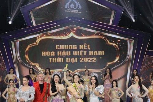 Thạch Thị Cẩm Tố đăng quang Á hậu 2 Hoa hậu Việt Nam Thời đại 2022