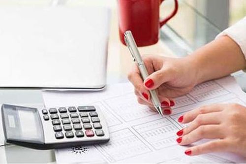 Sắp về nhà chồng, cô gái 9X chia sẻ bảng chi tiêu Tết hết gần 30 triệu