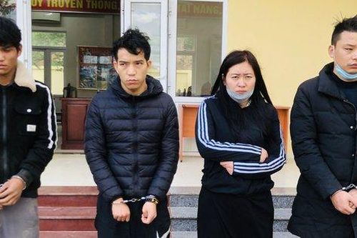 Đưa 3 người nước ngoài xuất cảnh để lấy 2 triệu tiền công