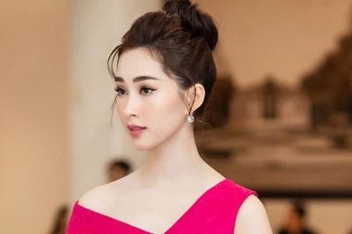 Chiêm ngưỡng bộ sưu tập túi hàng hiệu nhỏ xinh của Hoa hậu Việt Nam 2012 Đặng Thu Thảo