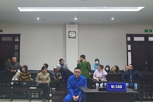 Vụ án mạng tại ngã tư Trần Duy Hưng - Hoàng Minh Giám (Hà Nội): Tạm ngừng phiên tòa để làm rõ một số tình tiết