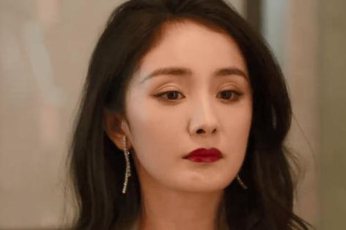 Dương Mịch bị xếp hạng diễn viên dở nhất năm