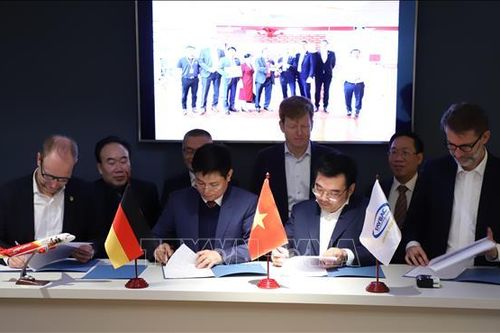 Thúc đẩy hợp tác Việt - Đức trong lĩnh vực vận tải hàng không và logistics