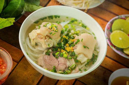 Về Tây Ninh vương vấn mãi bánh canh Trảng Bàng